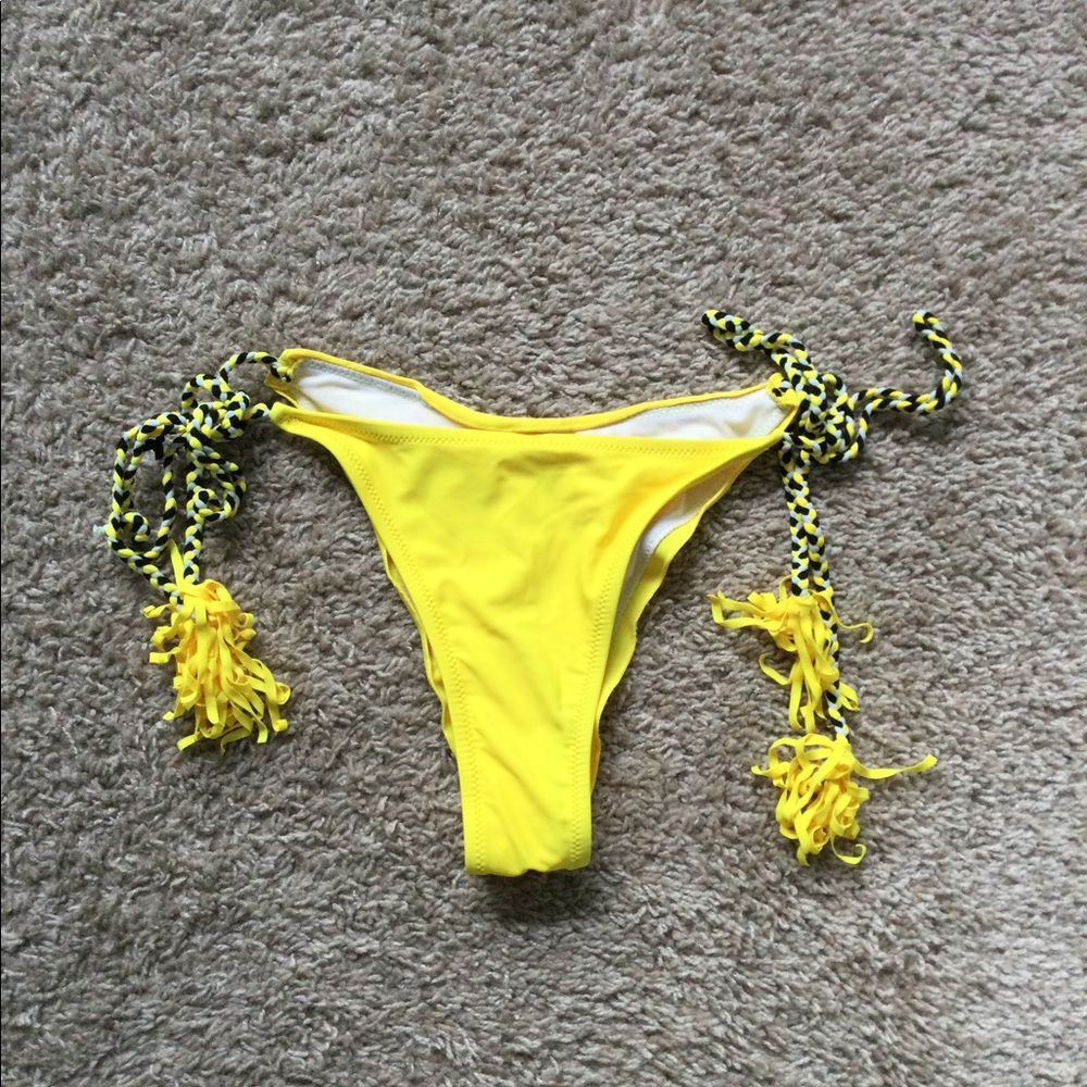π₯π₯HOST PICπ₯π₯ SHEIN Yellow Frilly Bikini - Picture 16 of 16